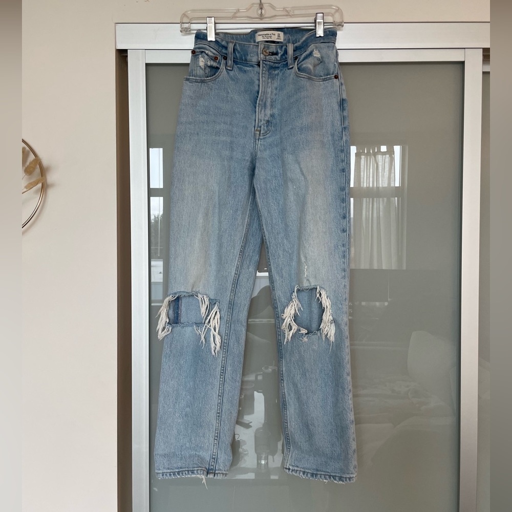 Abercrombie Curve love 90s straight ultra high rise in 24 short